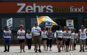 UFCW picket line at a Windsor Zehrs, a Loblaws-owned store.