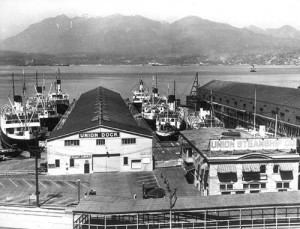 Vancouver, 1935 - At the Union Steamship Co dock, all ships were at port due to the strike.