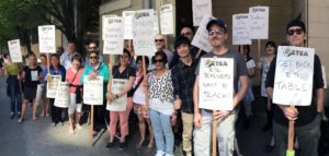 ETEA Local 9 members on strike at the Vancouver English Centre.